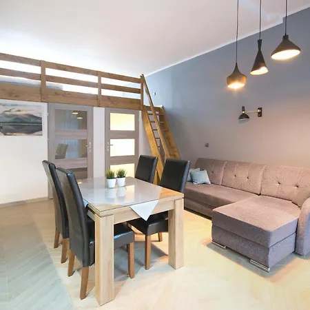 Plazowa 11 Apartment