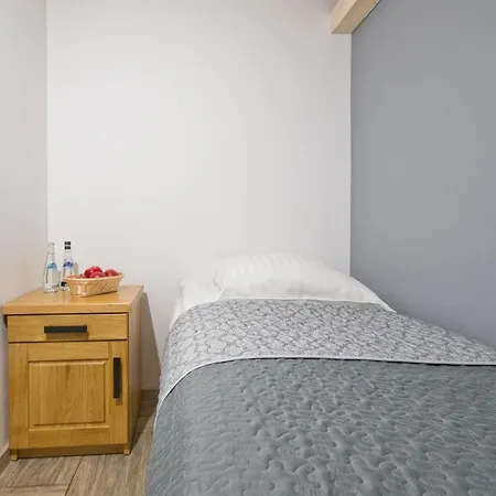 Plazowa 11 Apartman *